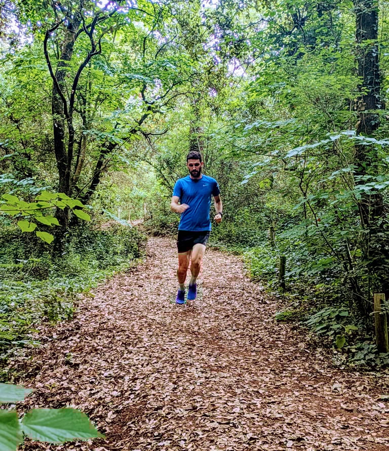 Je suis coach et pratiquant en trail et course a pied
