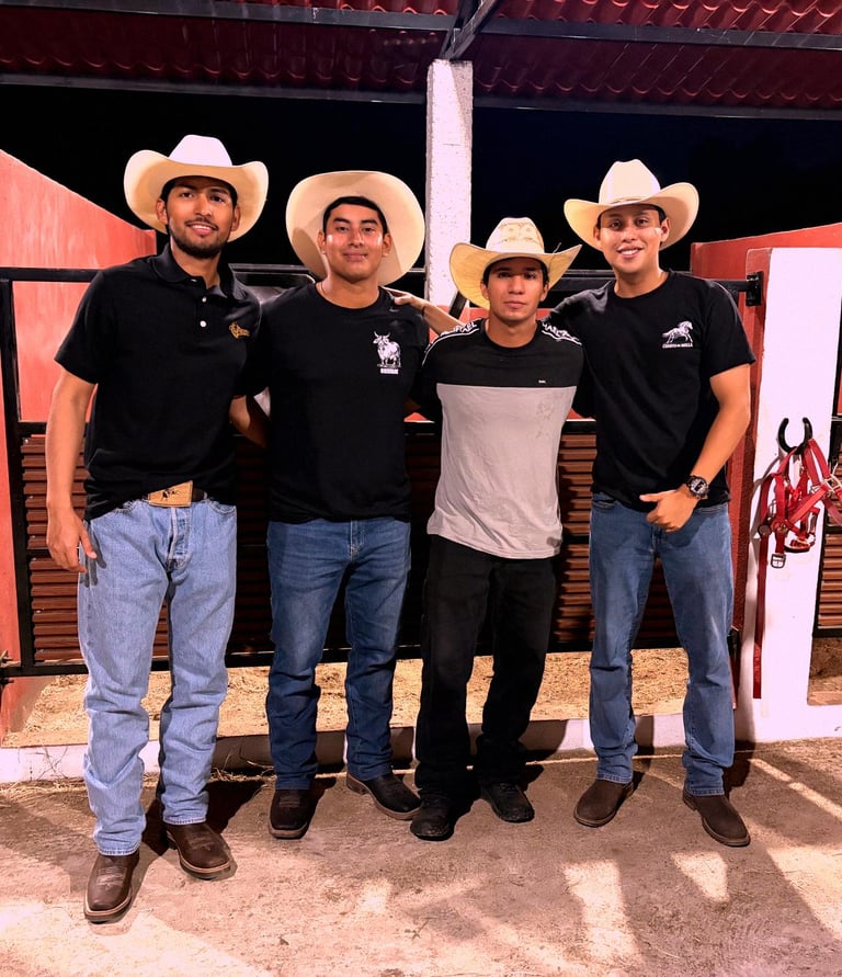 Equipo de LH en un rancho