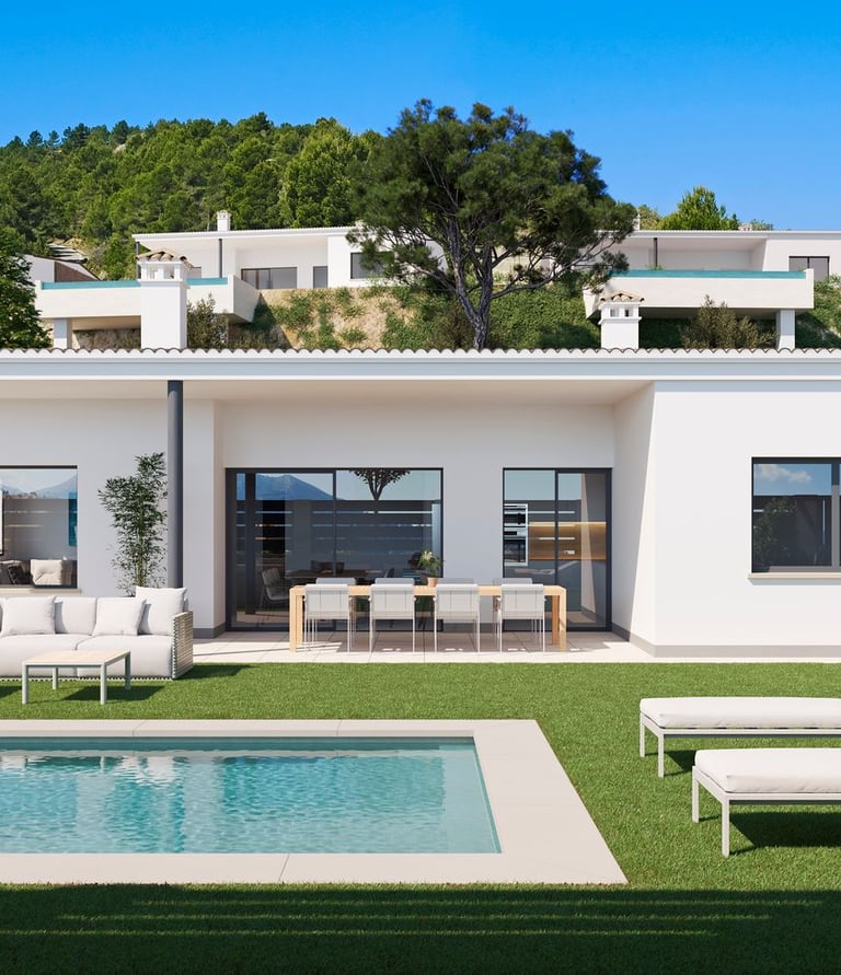 Villa de luxe moderne avec piscine privée, pelouse verdoyante et mobilier de patio extérieur.