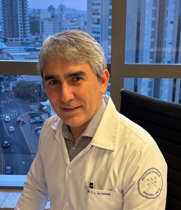 Dr. Sérgio Luna - Reumatologista - Clínica Lumité
