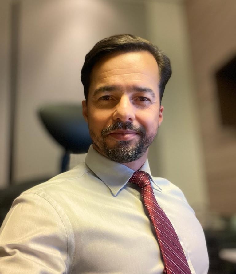 Dr. Rodrigo de Oliveira - Reumatologista - Clínica Lumité