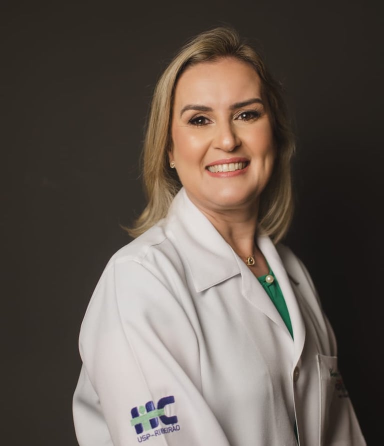 Dra. Luciana Parreiras - Nutricionista