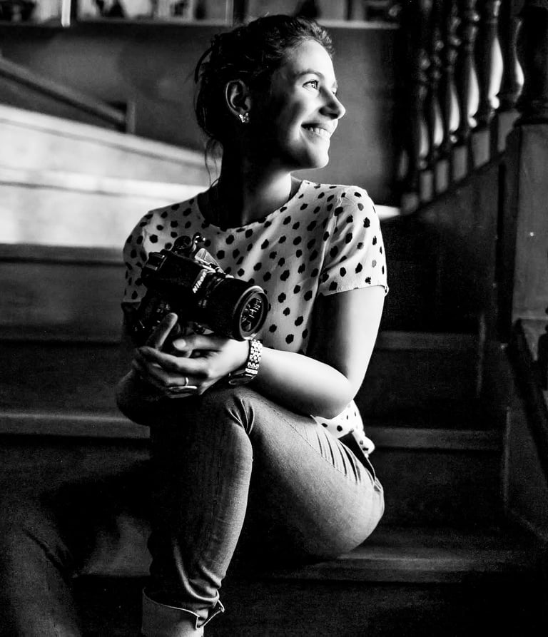 Adoption photographer in Colombia, founder of RootsShootsStudio