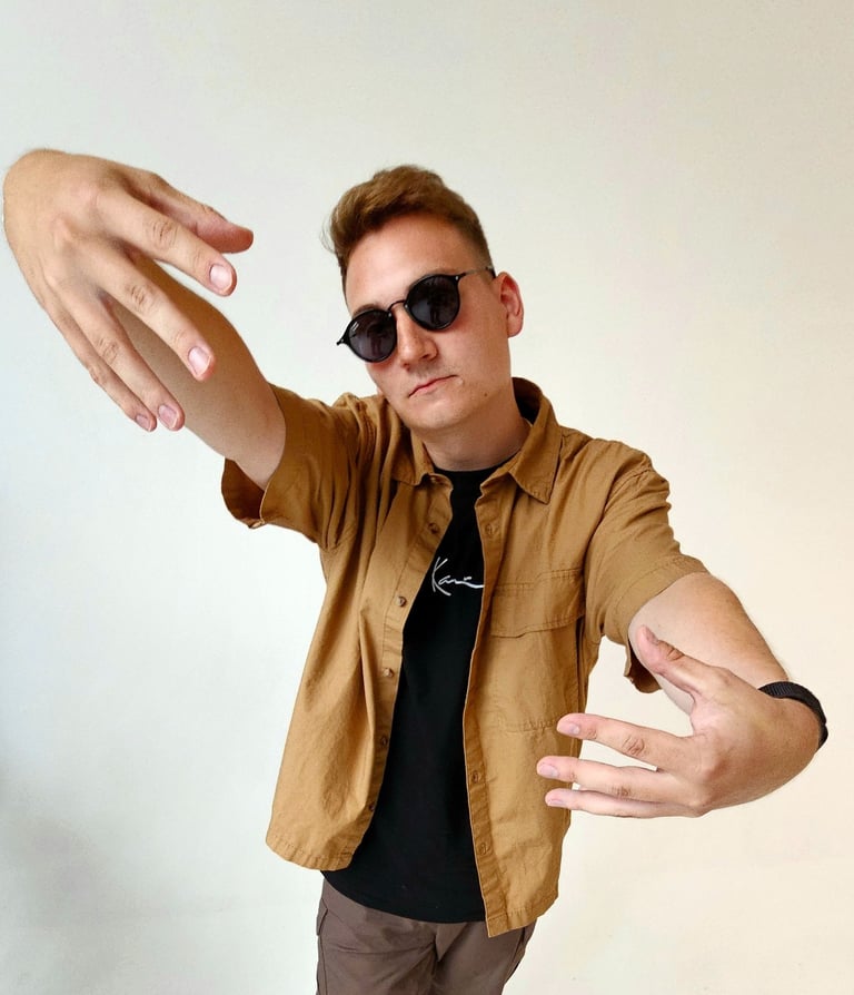 Hip hop šokių treneris Kaune Rokas Pakalnis