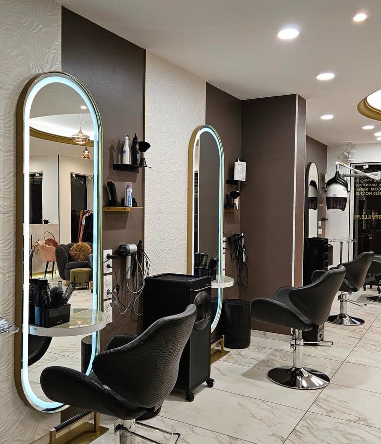 INTERIEUR SALON COIFFURE PRESTIGE