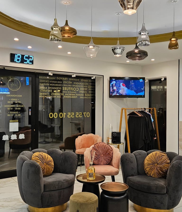 INTERIEUR SALON COIFFURE PRESTIGE