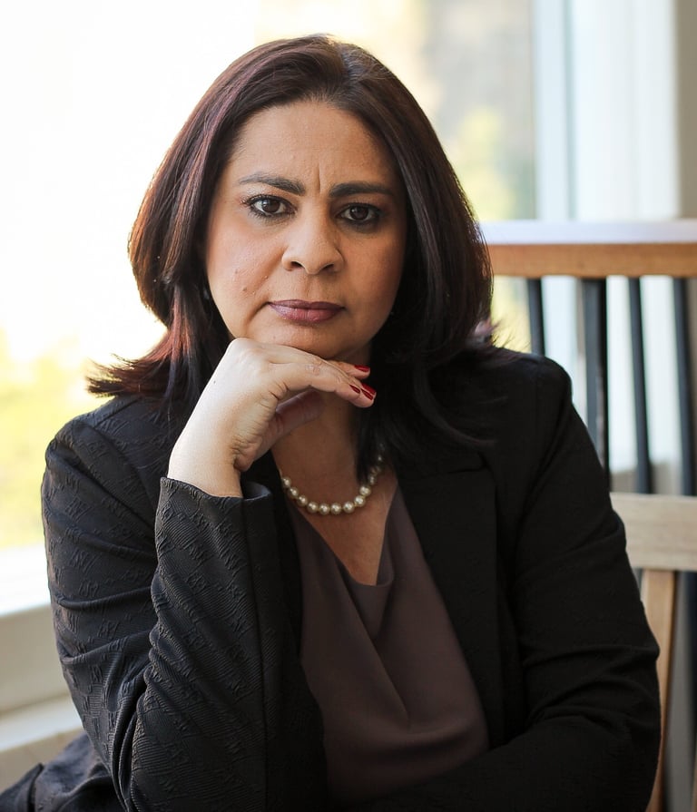 Carla Florencio Advogada Especialista em Direito Imobiliário RJ