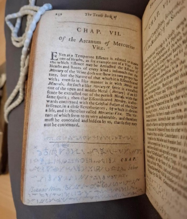 A 1663 copy of Paracelsus his Archidoxis (Glasgow University Library, Sp Coll Ferguson Ap-b.33)