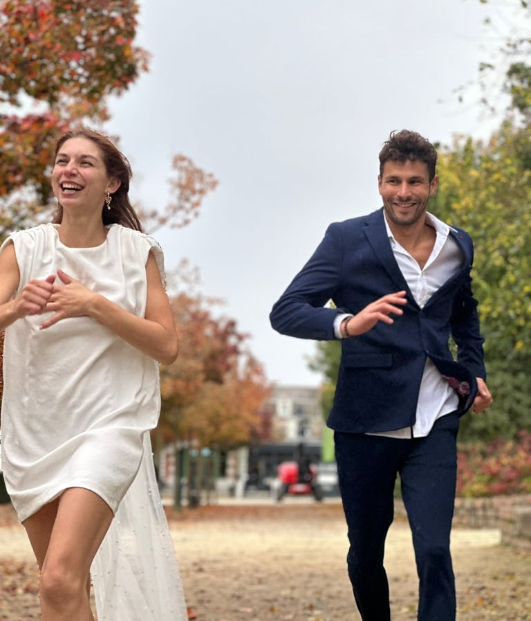 Photo d'un couple heureux de se marier avec Amidays