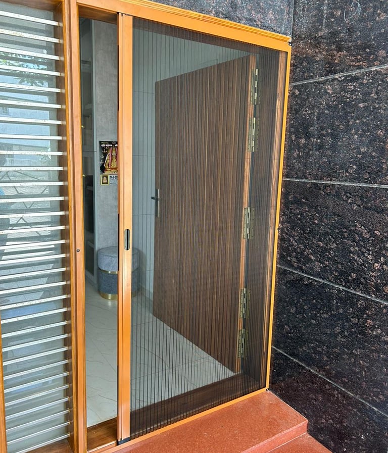 Pleated Mosquito Mesh for Entrance Doors