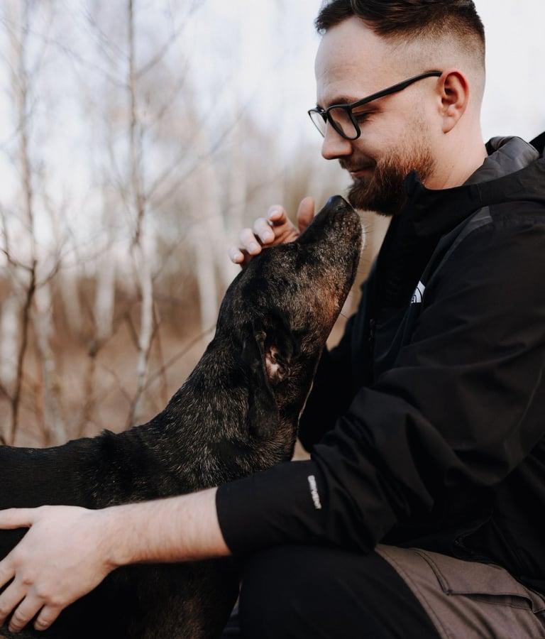 Basti Matern mit seinem Hund