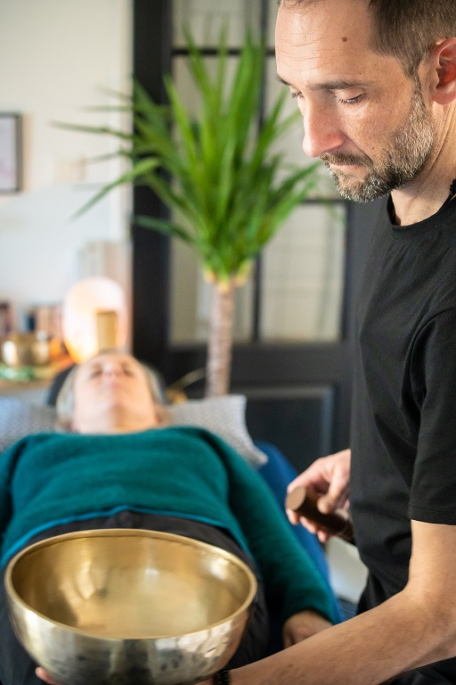 bols tibetains soins energetiques nantes christophe meunier
