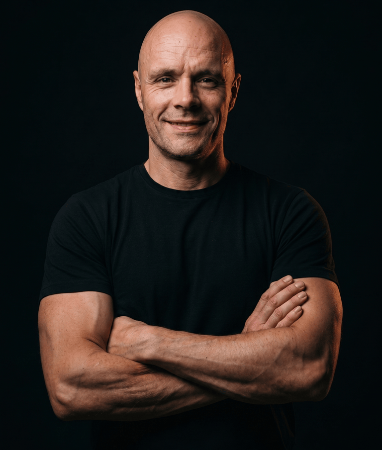 Lou Aurélien Beuneux ancien sapeur pompier de Paris expatrié à Bangkok coach discipline