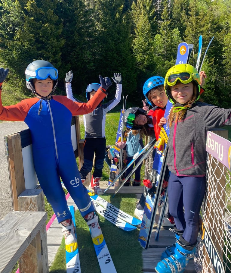 Activités de saut a ski à découvrir à tout âge et pour tout niveau, l'été dans le Vercors