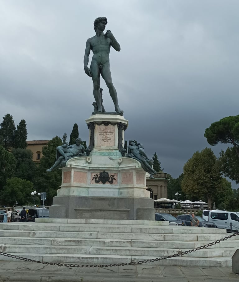 Yet another statue of Michelangelo's David