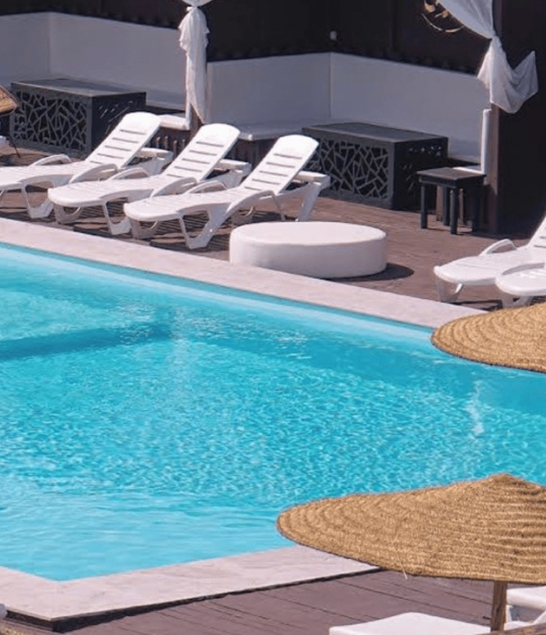 alt="piscine polyester marrakech"