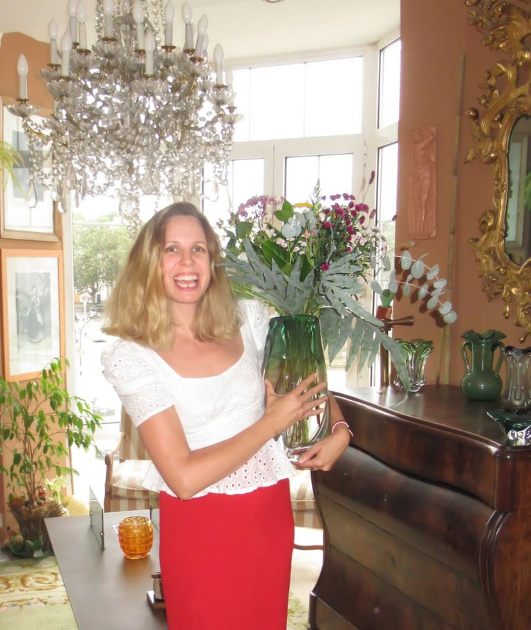 Ángela Targhetta, interior stylist, decorator and spatial designer based in Luzern, Switzerland.