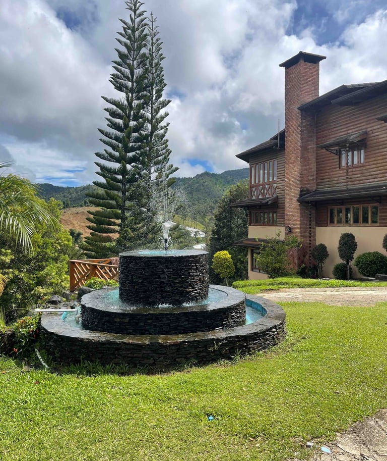 Fuente de agua villa presidencial Constanza