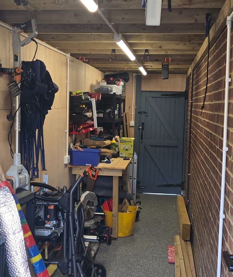 Lean-to lighting installed in Orpington by Easy Spark Ltd