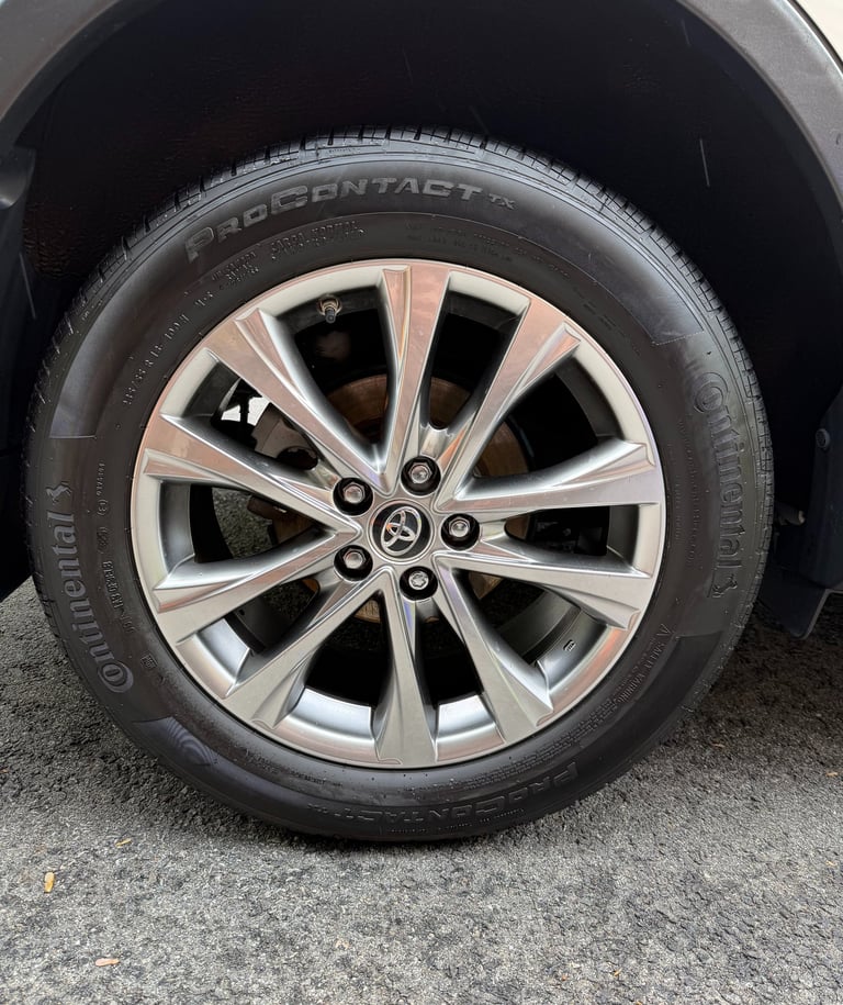 Glen Ridge Detailed Toyota wheel