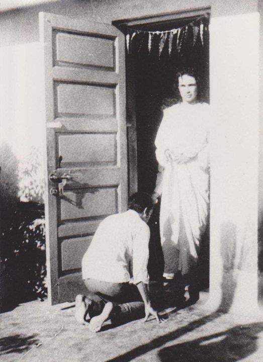 Shri Babaji Mahavatar con un devoto