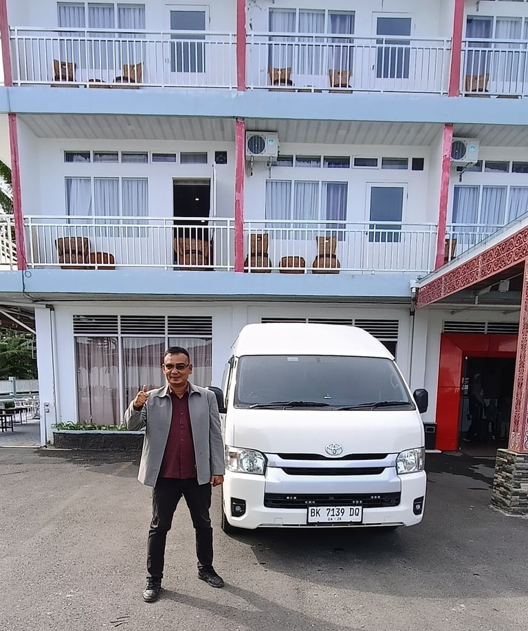 Sewa Mobil Hiace, Layanan terpercaya dan terbaik di Medan Sumatera Utara