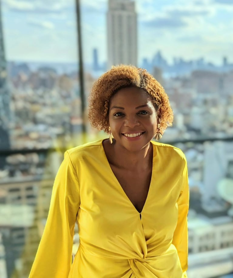 LaQuita McNickles, MSSW, LCSW, CLC