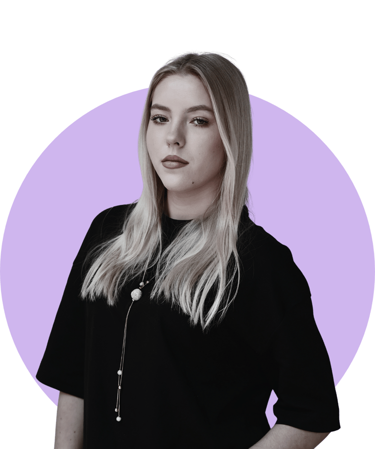 Socialinių tinklų administratorė – Social Media Lady portretas.
