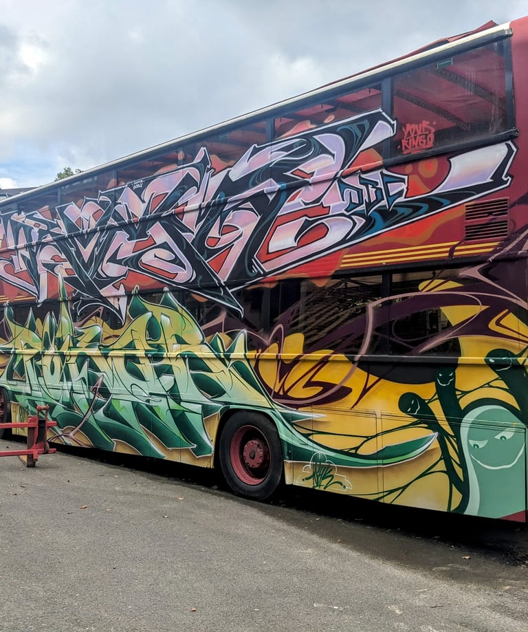 Graffiti covered bus in Hamburg street art scene / Graffiti Bus in Hamburg Street Art Szene