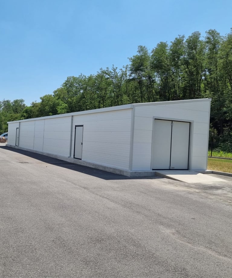 Tunnel in telo PVC, Tunnel in pannelli sandwich, coperture industriali, coperture mobili e fisse