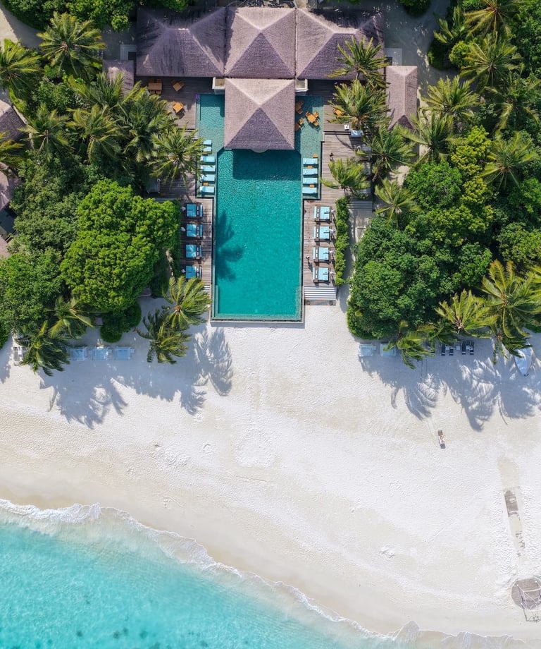 Ayada Maldives main pool