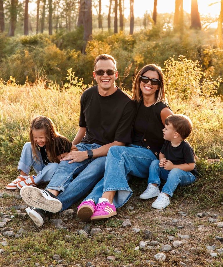 Moterų fotografas, asmeninės, šeimos darbinės fotosesijos, verslo portretai, kataloginės nuotraukos Vilniuje, Kaune
