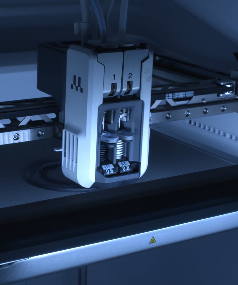 Impresora 3D industrial imprimiendo