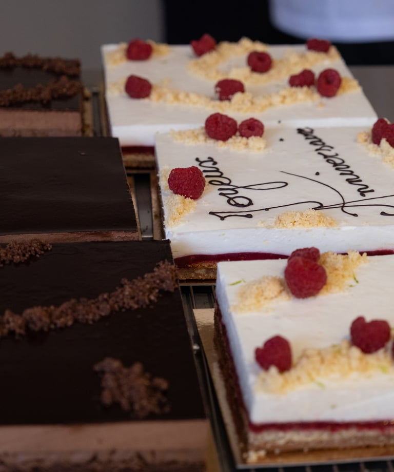 Gâteau d'Anniversaire Patisserie Salon de thé