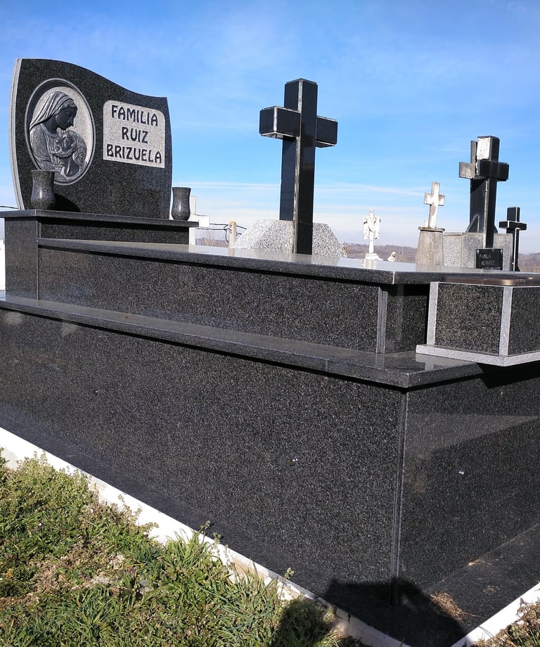 panteón de mármoles salces