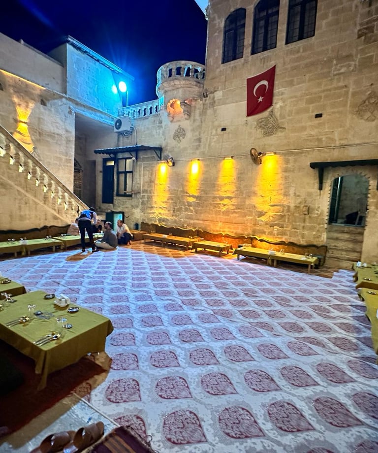 Urfa Sıra Gecesi Rezervasyon