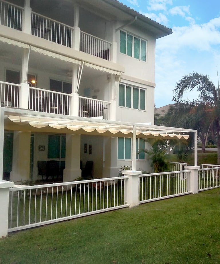 Estructura moderna para jardines y terrazas