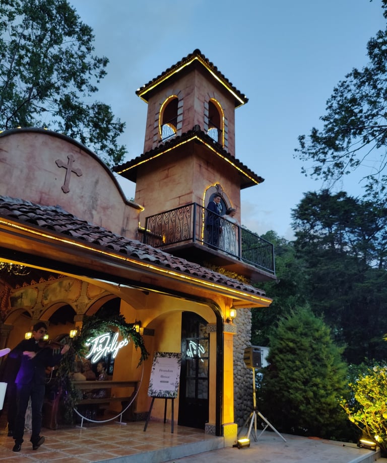 Ceremonia de boda realizada en la capilla de valle escondido en boquete