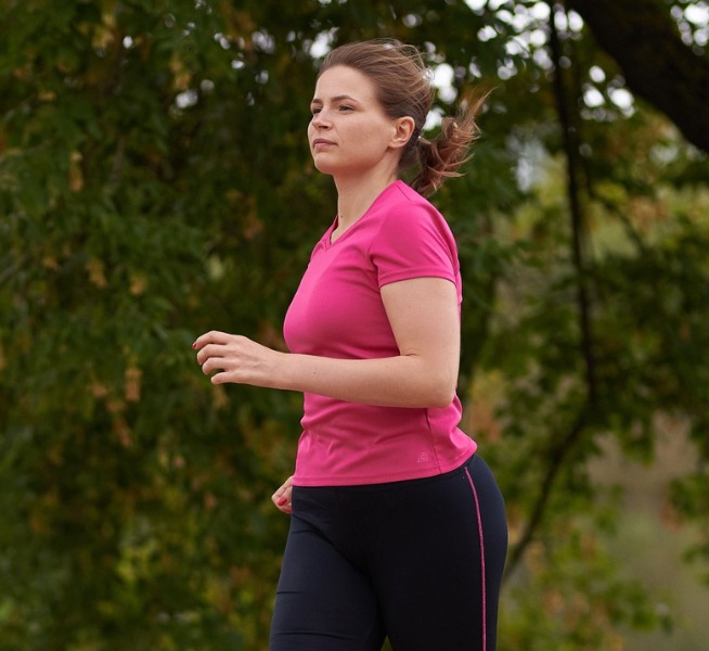 Mujer corriendo