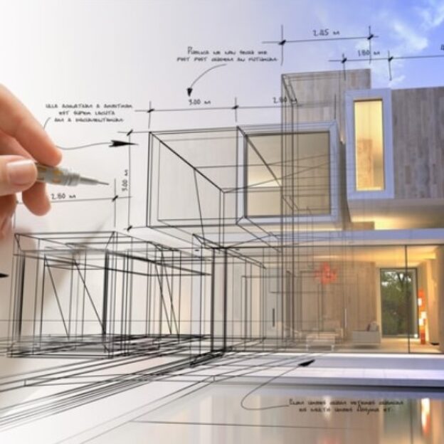 Mano dibujando planos sobre una imagen digital de casa moderna, ilustrando el proceso creativo