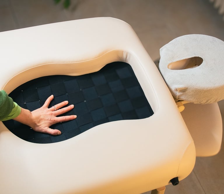 Nahaufnahme einer Schwangerschaftsmassageliege
