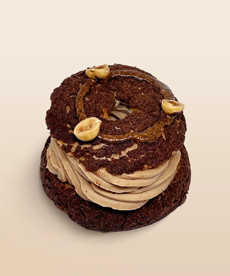 Paris Brest Façon Des Boulangers. Un classique réinterprété : pâte à choux légère, crème aérienne, équilibre parfait.