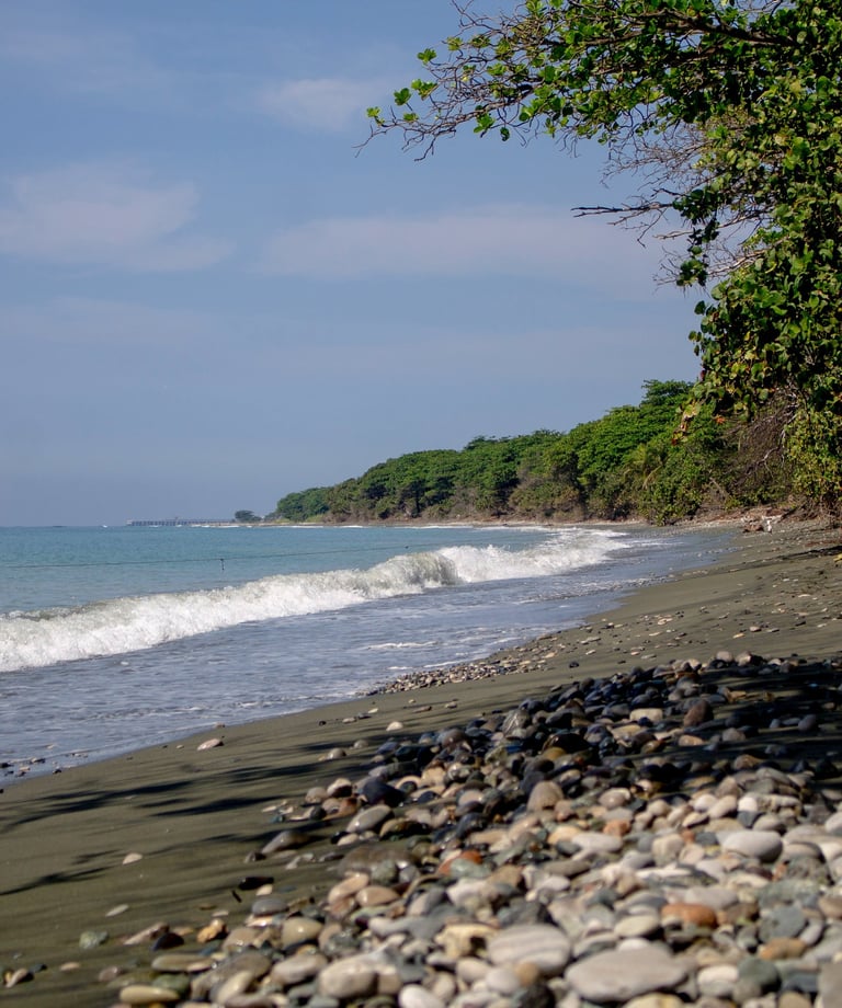 Vista de la playa Palenque en San Cristóbal, República Dominicana, un destino caribeño paradisíaco