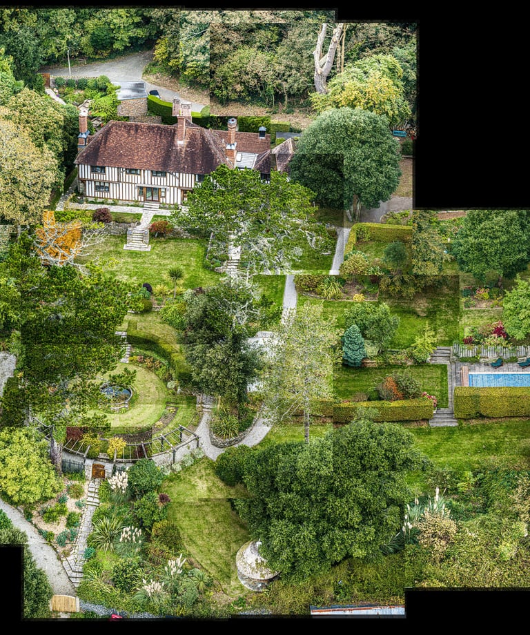 A joiner photo of Harbour View, a large luxury house