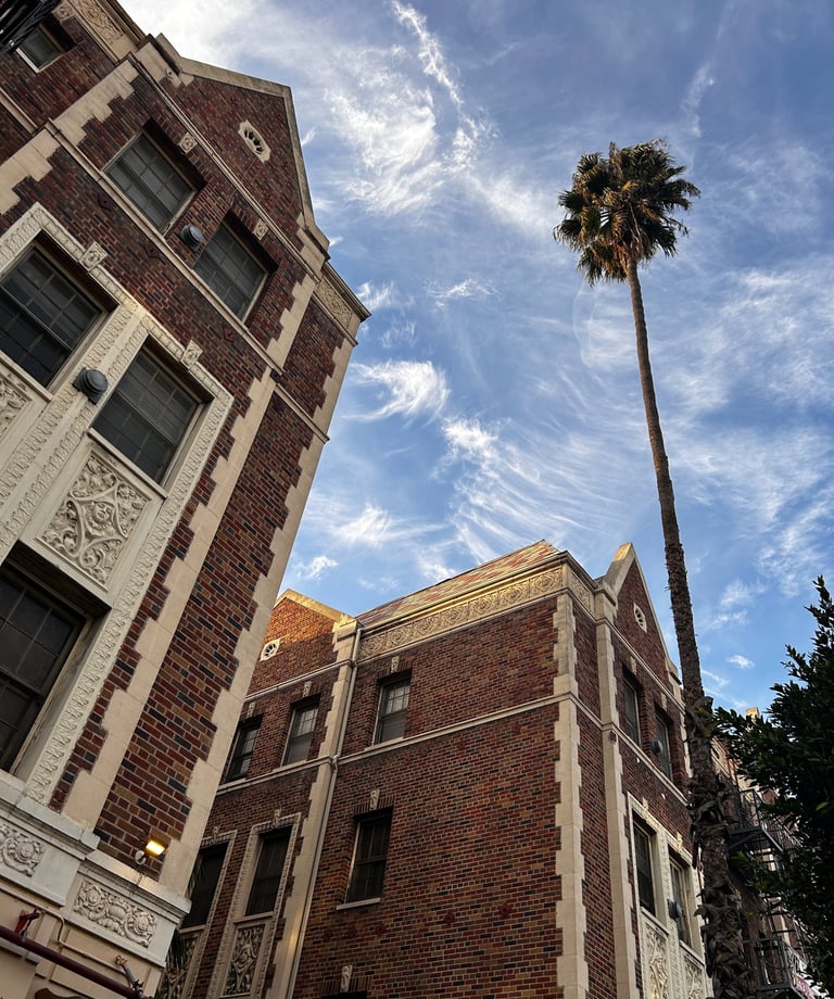 Los Angeles Tarot Readings the building of I Am One Tarot