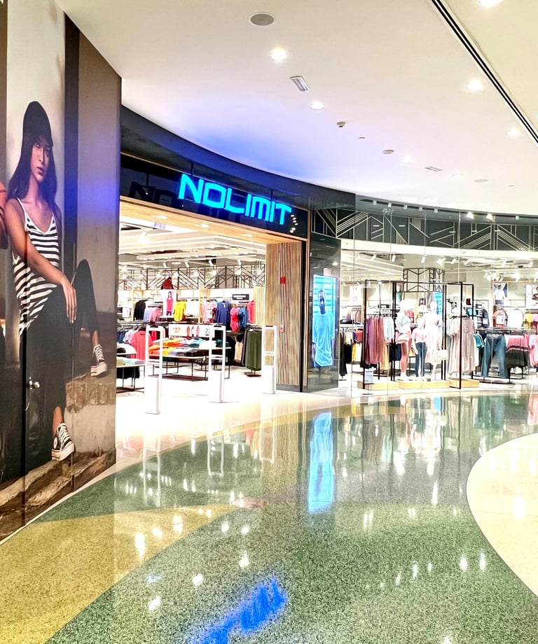 Retail Showroom Right Led 