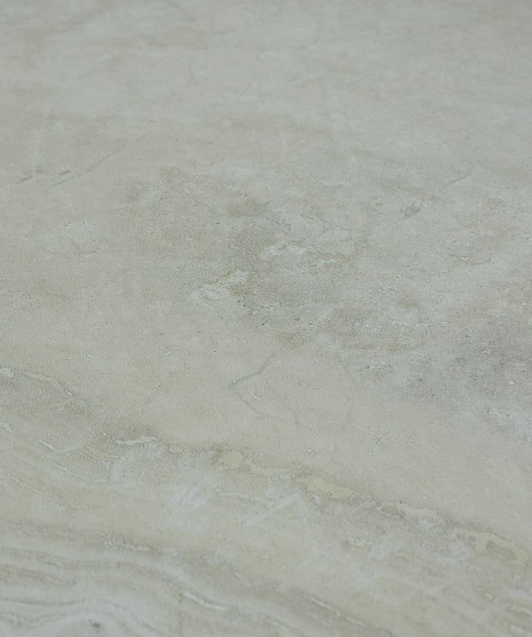 A lightweight flexistone slate in warm beige hues, suitable for both indoor and outdoor walls.