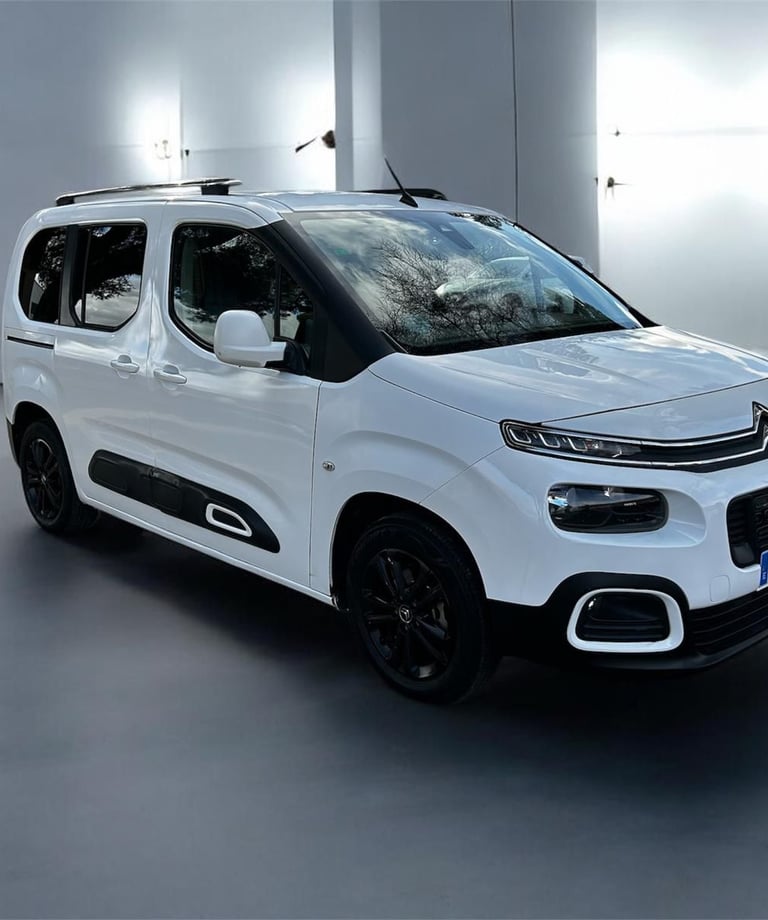 Citroen Berlingo blanca de ocasión en Albacete IdelMoción