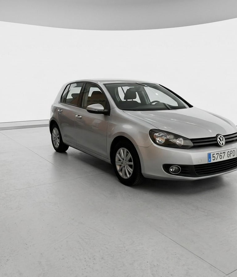 Volkswagen Golf 1.6 TDI plateado ocasión Albacete IdelMoción