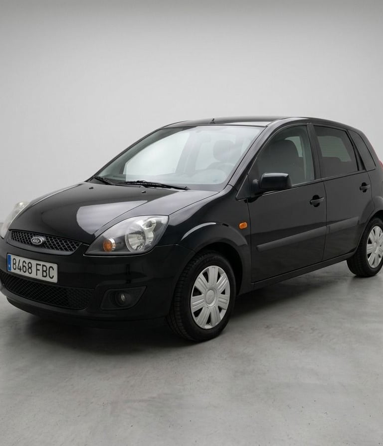 Ford Fiesta Trend 1.4 gasolina plata de ocasion en Albacete etiqueta C - IdelMoción
